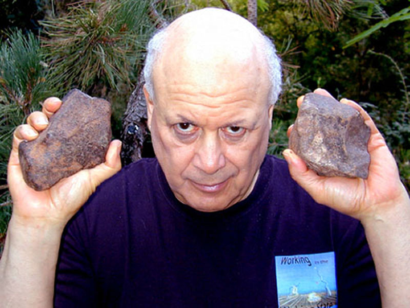 Matching Pair of 1 kg. C-6 Chondrite Meteorites